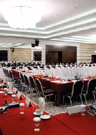 Bilkent Hotel toplantı salonunda toplantı düzeni
